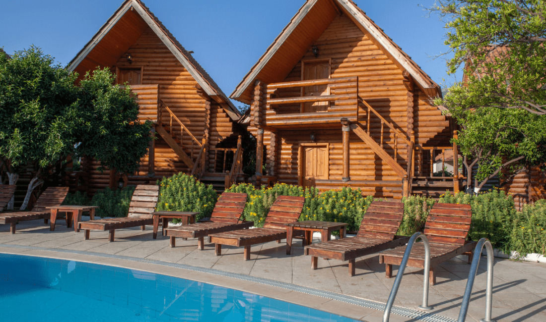 İzmir’de son dönemde sosyal medya üzerinde artan sahte sahte otel