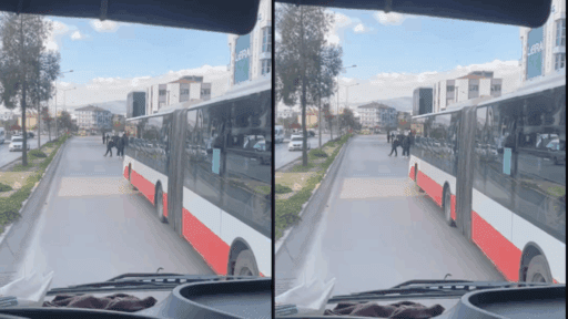 İzmir’in Bornova ilçesi Işıkkent’te, ESHOT otobüsünün uzun süre beklemesi nedeniyle