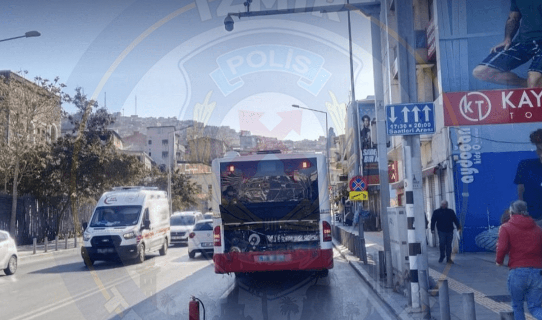 İzmir’in Konak ilçesi Eşrefpaşa Caddesi üzerinde, İki Çeşmelik çıkışında bir
