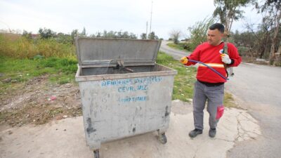 Menderes Belediyesi, havaların ısınması ile yaşanacak sivrisinek ve diğer haşere