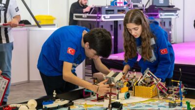 Bu yıl 21’incisi düzenlenen, Mart 2025’e kadar devam edecek Bilim