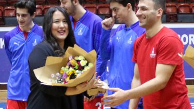 İzmir Büyükşehir Belediyesi Spor Kulübü, 8 Mart Dünya Emekçi Kadınlar