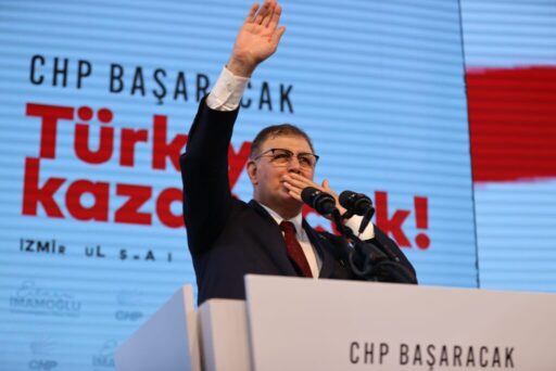 İzmir Büyükşehir Belediye Başkanı Dr. Cemil Tugay, CHP'nin Cumhurbaşkanı aday