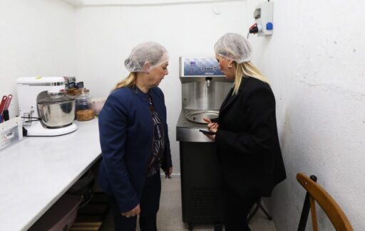 Karşıyaka Belediyesi Ramazan Bayramı öncesinde, ilçede faaliyet gösteren tatlıcılarda denetim