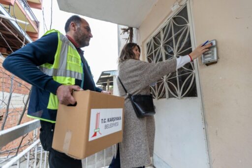 Dayanışma ve yardımlaşma geleneğini sürdüren Karşıyaka Belediyesi, Ramazan ayında ihtiyaç
