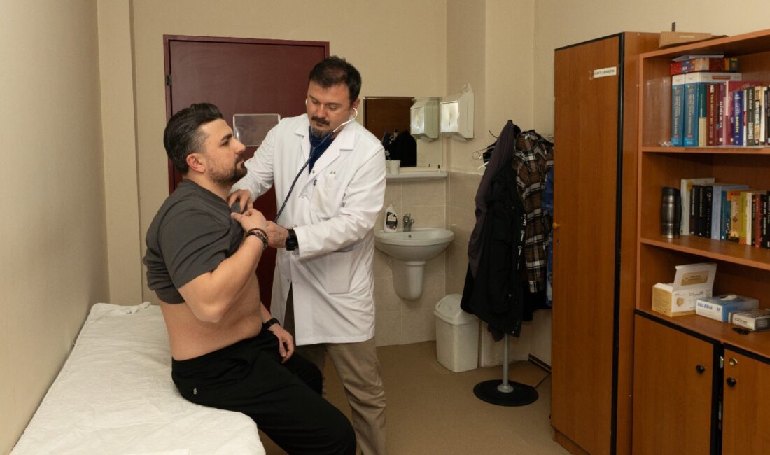 İzmir Büyükşehir Belediyesi Eşrefpaşa Hastanesi doktorları, 14 Mart Tıp Bayramı