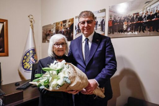 İzmir Büyükşehir Belediye Başkanı Dr. Cemil Tugay, Tüm Emniyet Teşkilatı