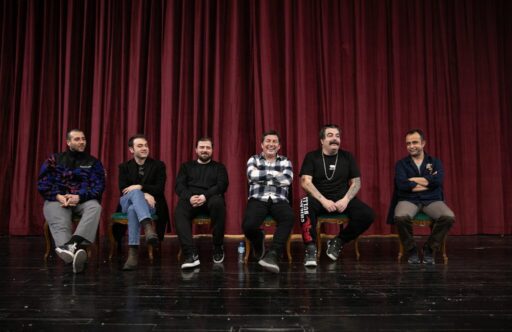 İzmir Şehir Tiyatroları gençlerle diyaloğunu ve gençlerin tiyatro sanatına ilgisini