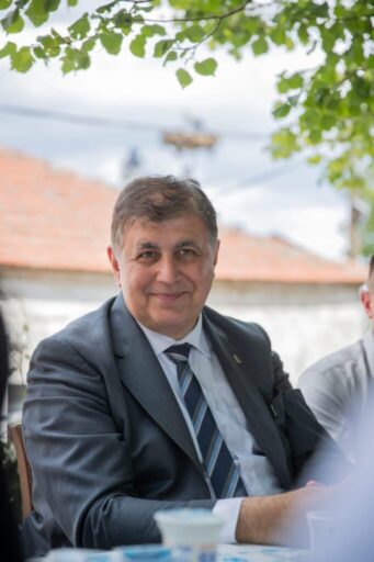 İzmir Büyükşehir Belediyesi, kentteki 31 bin 610 ihtiyaç sahibi haneye