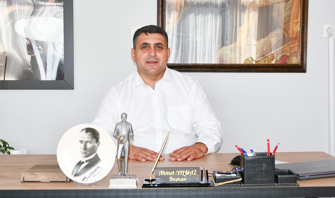 AHMET YILMAZ: ’EĞİTİM YUVALARINDA SİYASET OLMAZ’ Ahmet Yılmaz, AKP Kemalpaşa İlçe Başkanı Metin Yaşar’ın, Kemalpaşa Milli