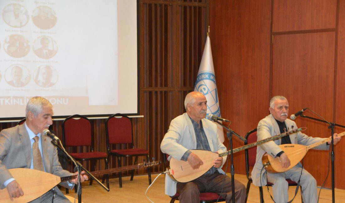 Anadolu Aşıkları Çanakkale şehitlerini andı Anadolu Âşıkları Derneğinin katılımıyla “18 Mart Şehitleri Anma Günü ve Çanakkale Zaferi”