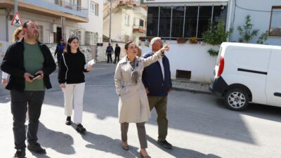 Efes Selçuk Belediye Başkanı Filiz Ceritoğlu Sengel, Zafer Mahallesi’nde alan