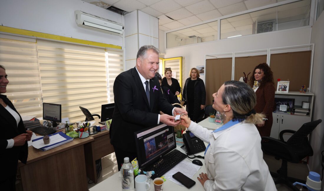 Başkan Balkan’dan kadın emekçilere anlamlı ziyaret 8 Mart Dünya Emekçi Kadınlar