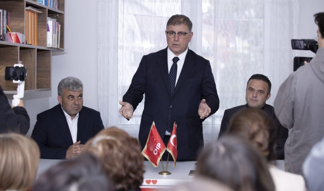 İzmir Büyükşehir Belediye Başkanı Dr. Cemil Tugay, Kiraz'da İstanbul Büyükşehir