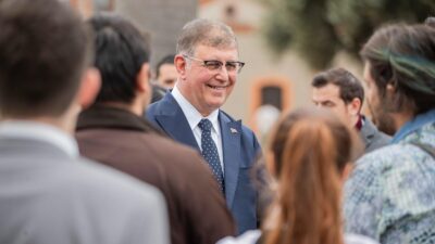 Tugay, “Bu salondan çok değerli yönetici arkadaşlarımız, başarılı iş insanları