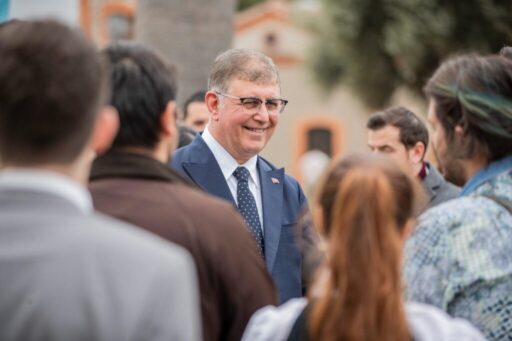 Tugay, “Bu salondan çok değerli yönetici arkadaşlarımız, başarılı iş insanları