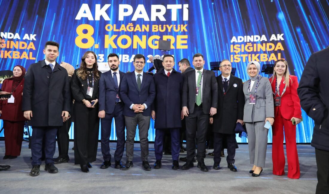 İzmir'de Seçim olmamasına rağmen çalışmalarına hiç ara vermeyen bir isim