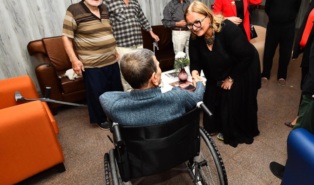 Büyükşehir Huzurevi sakinlerini unutmadı İzmir Büyükşehir Belediyesi Sosyal Yaşam Kampüsü’nde huzurevi sakinleri ve aşevi