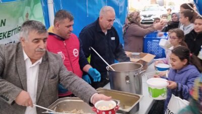 Bayraklı Cengizhan Erzurumlular Derneği Ramazan ayı ile birlikte hem yardım