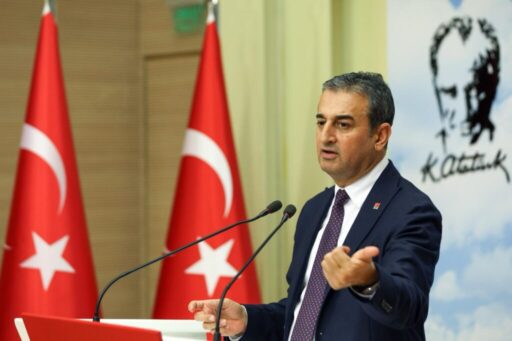 CHP Genel Başkan Yardımcısı Burhanettin Bulut, iktidarın yoksulluğu gizlemek için