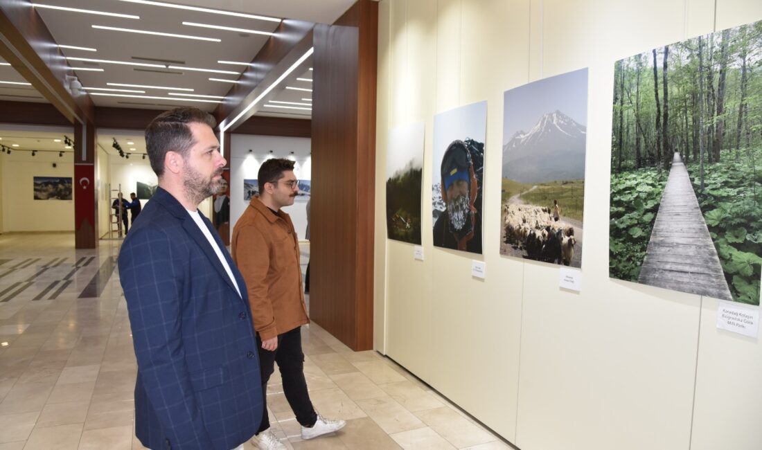 Manisa Büyükşehir Belediyesi, doğa fotoğrafları ile tanınan sanatçı Ertuğrul Tugay’ın