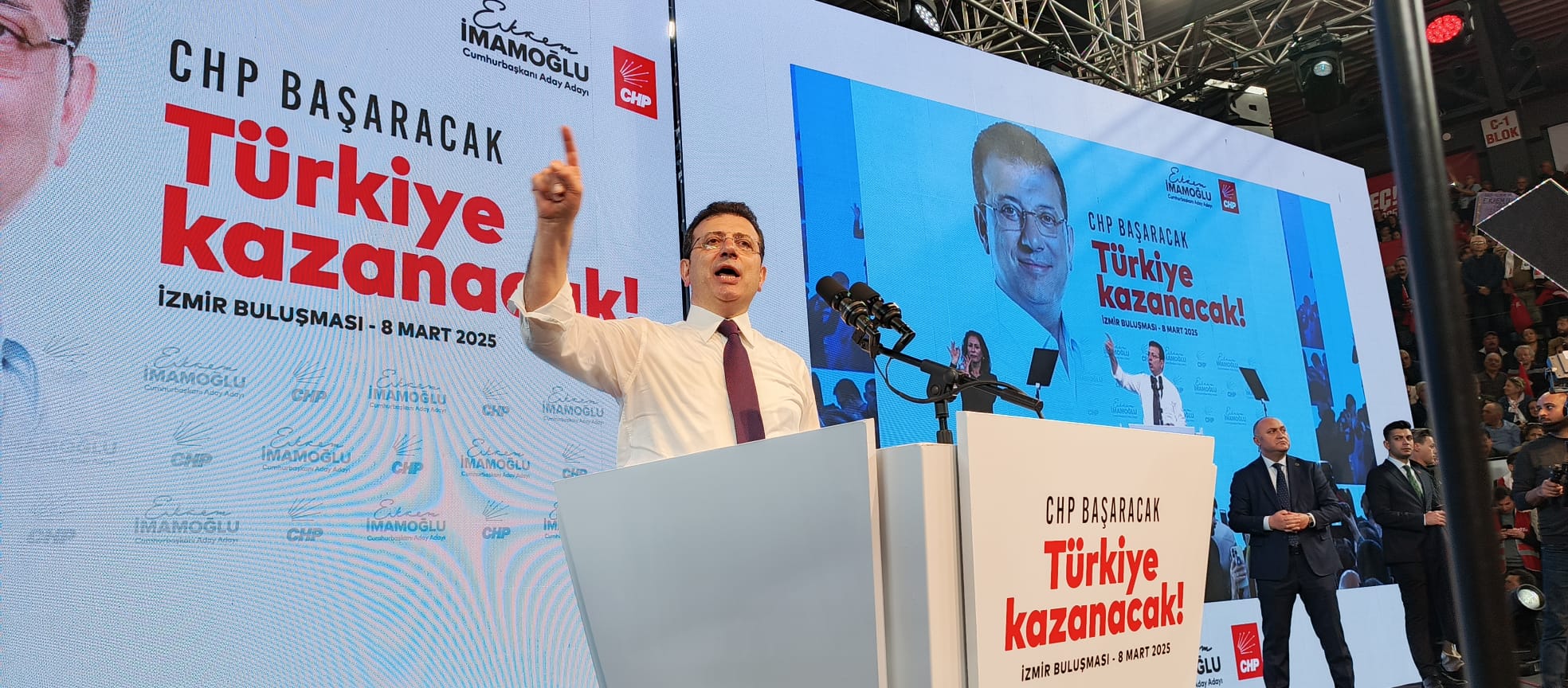 Hakkındaki suçlamaları reddeden İmamoğlu'nun "Soruşturma karalamaya ve suç üretmeye yönelik;