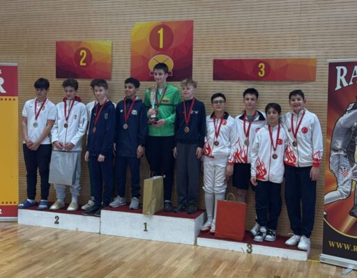 Türkiye U14 A Takımı Hırvatistan'ın başkenti Zagrep'te düzenlenen Eskrim turnuvasında