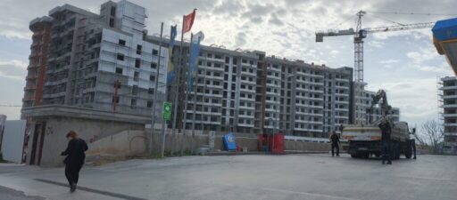 Menemen'deki usulsüz kat ve dairelerden dolayı haksız kazanç elde eden