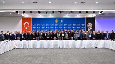 İyi Partinin 81 il Başkanı ortak bir bildiri yayınlayarak İBB