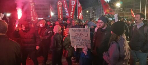 İzmir Cumhuriyet Halk Partisi il Başkanlığının çağrısı ile Lozan meydanında