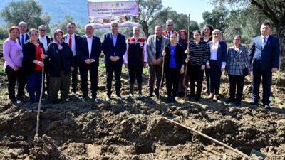 İzmir İl Tarım, kadın çiftçileri desteklemek amacıyla yürütülen “Küçük Menderes