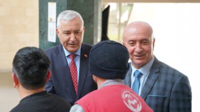 Kemalpaşa Belediye Başkanı Mehmet Türkmen, Ramazan Bayramı dolayısıyla belediye personeli