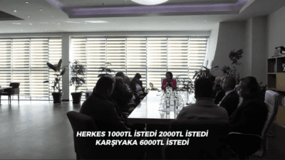 Bugün Belediyemiz önünde İzmir Pazarcılar Derneği yönetimi ve bir grup