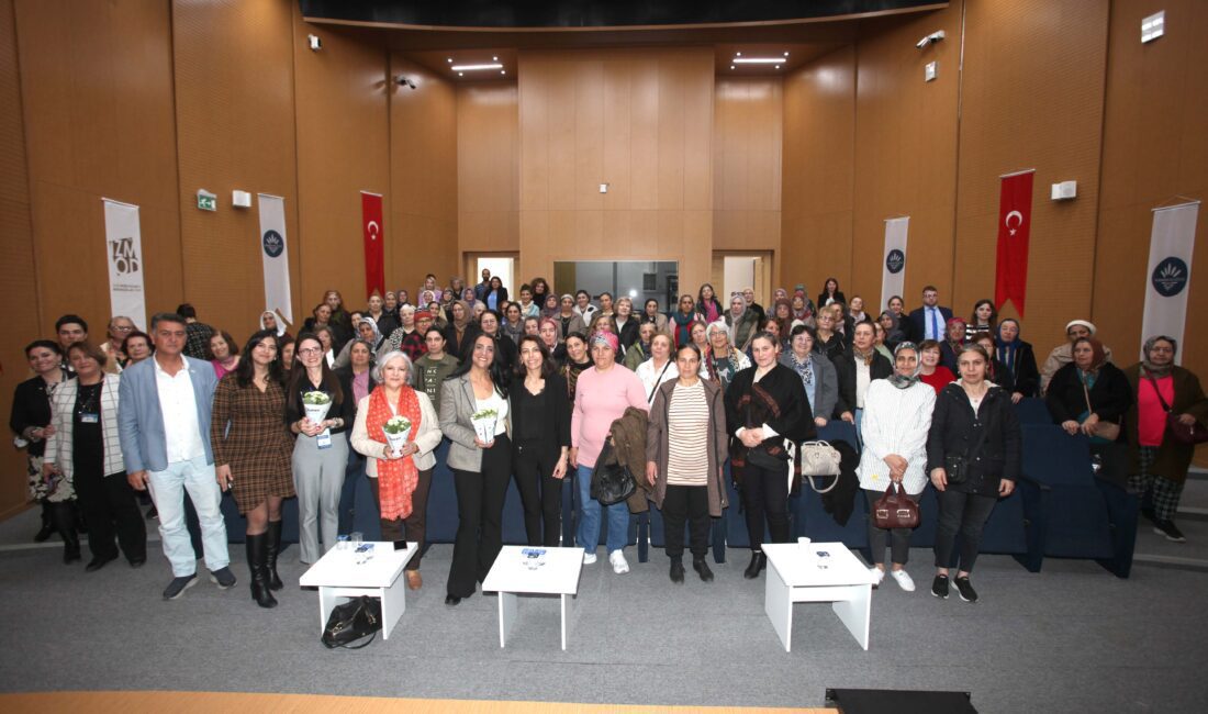 Karabağlar Belediyesi, Yaşlılara Saygı Haftası kapsamında yaş almış vatandaşların güvenli