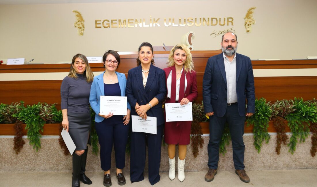 Karabağlar’da iklim krizi ve su yönetimi konuşuldu Karabağlar Belediyesi ve TMMOB Çevre Mühendisleri Odası İzmir Şubesi iş