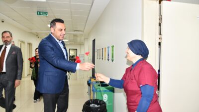 Çiğli Belediye Başkanı Onur Emrah Yıldız, 14 Mart Tıp Bayramı