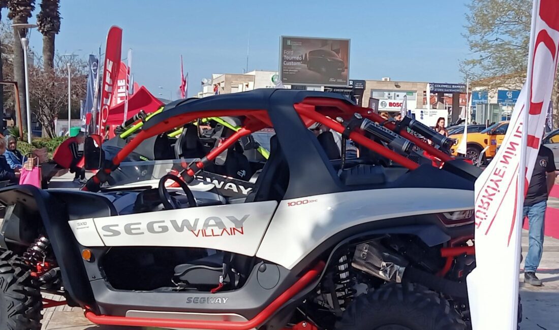 URLA BELEDİYESİ ve OTOLIFE işbirliği ile düzenlenen 1.URLA OTO SHOW