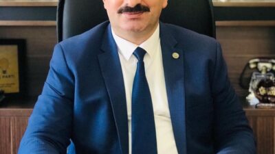 Konak Belediyesi’nden emekli olan 27 işçi, tazminatlarını alamayınca seslerini AK