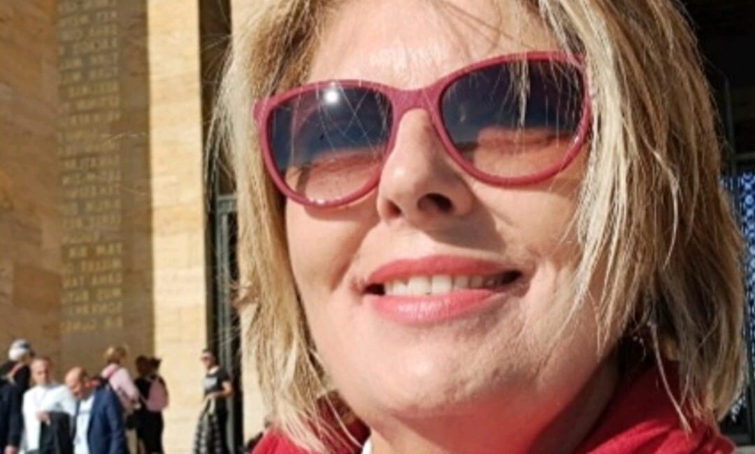 Türk kadını, tarihin en eski dönemlerinden bu yana toplumun en