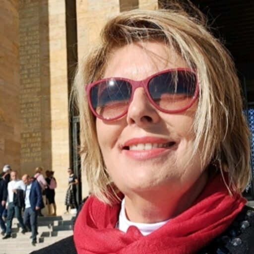 Türk kadını, tarihin en eski dönemlerinden bu yana toplumun en