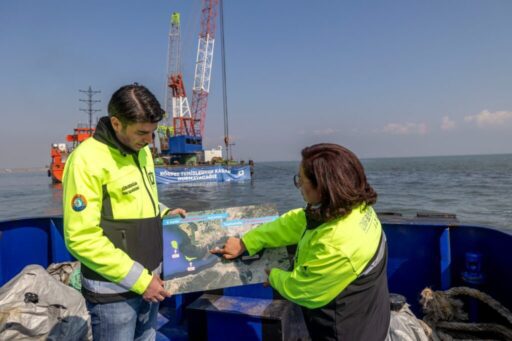 İZSU Körfez’de başlattığı temizlik çalışmalarında üç buçuk ayda 200 bin