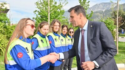 Manisa Büyükşehir Belediye Başkanı Ferdi Zeyrek’in göreve gelmesinin ardından Belediye’de