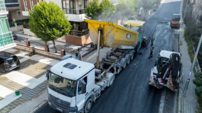 İlçede devam eden asfalt seferberliği sonrası yolların güvenliğine ve konforuna