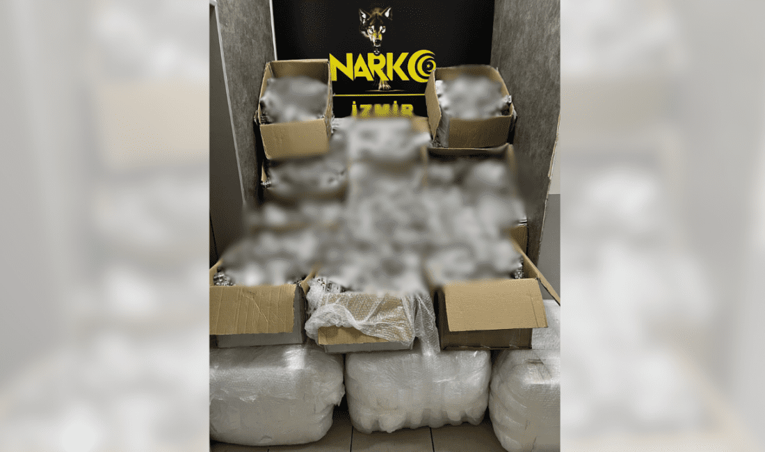 Konak’ta zehir tacirlerine operasyon! İzmir Cumhuriyet Başsavcılığı koordinesinde, Narkotik Suçlarla Mücadele Şube Müdürlüğü ekipleri