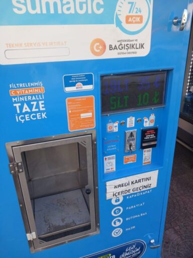 İzmir merkezli olarak su satışı yapan Sumatik su otomatları, Kamu