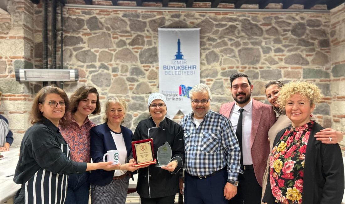 İzmir Büyükşehir Belediyesi Meslek Fabrikası’nda sağır ve işitme engellilere yönelik