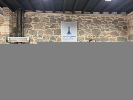 İzmir Büyükşehir Belediyesi Meslek Fabrikası’nda sağır ve işitme engellilere yönelik