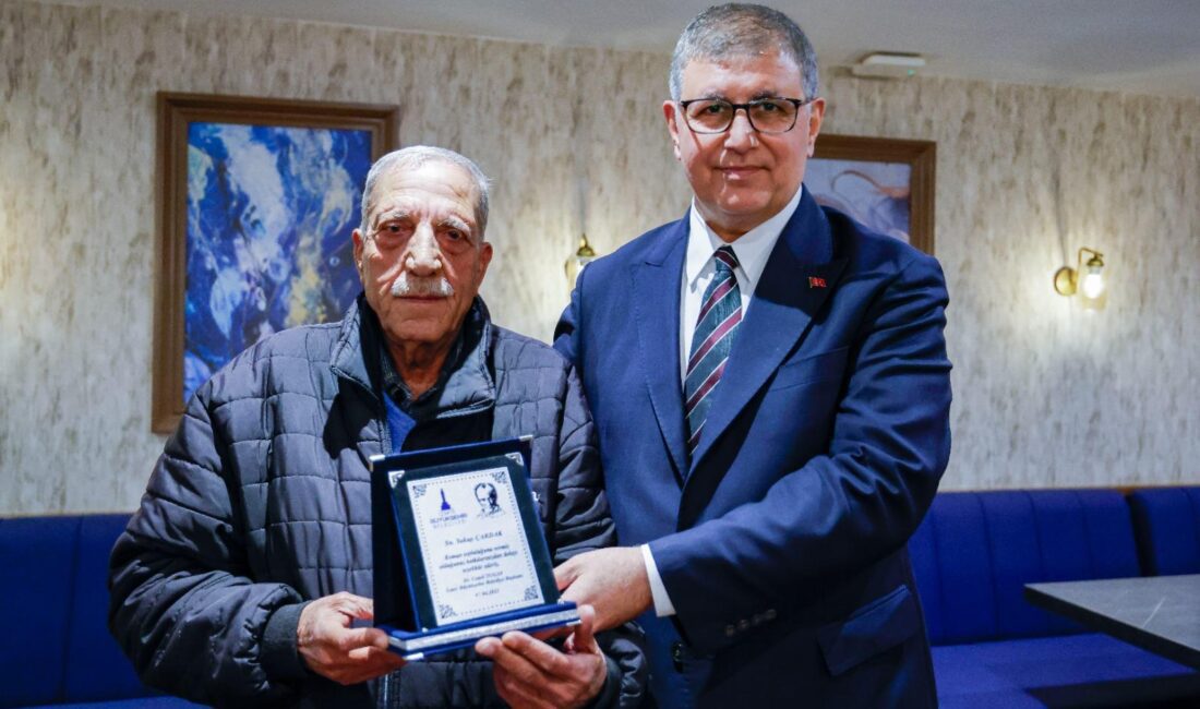 İzmir Büyükşehir Belediye Başkanı Dr. Cemil Tugay, 8 Nisan Dünya