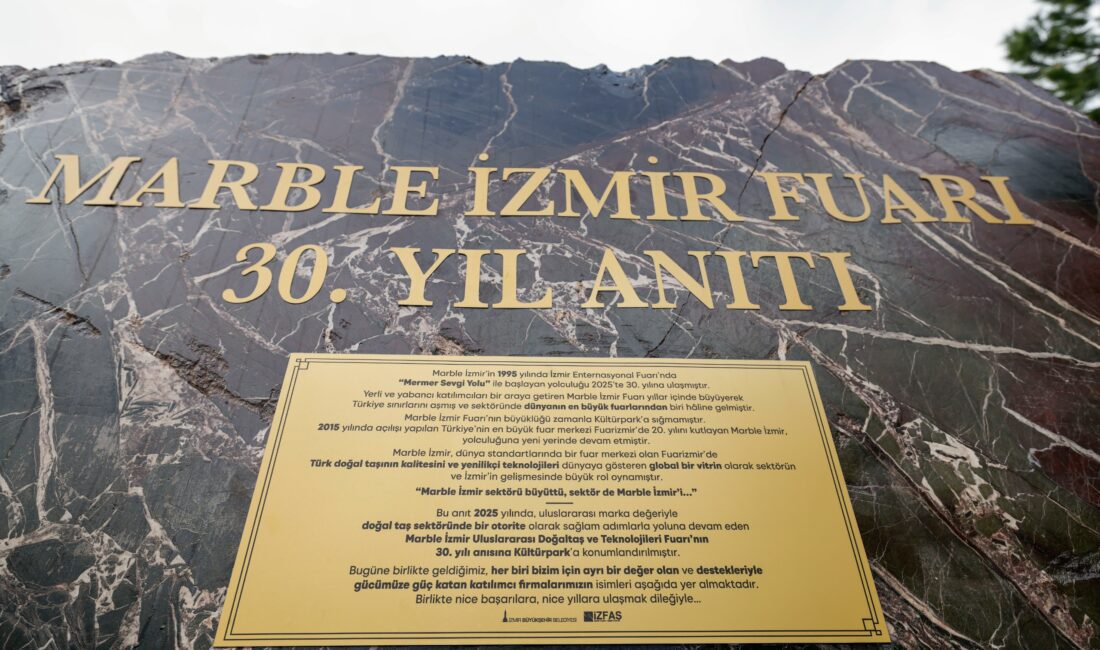 İzmir Büyükşehir Belediye Başkanı Dr. Cemil Tugay, Marble İzmir Fuarı’nın