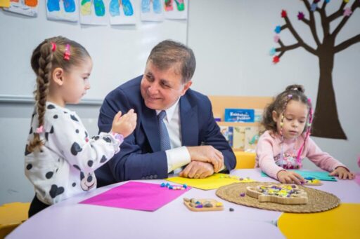 İzmir Büyükşehir Belediyesi tarafından İzmirli çocukların eğlenerek öğrendiği Yuvamız İzmir